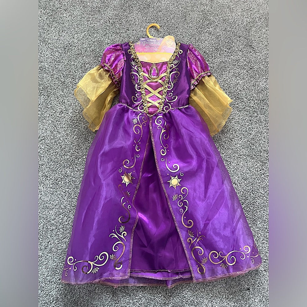 Kids Rapunzel costume size 4-6yrs